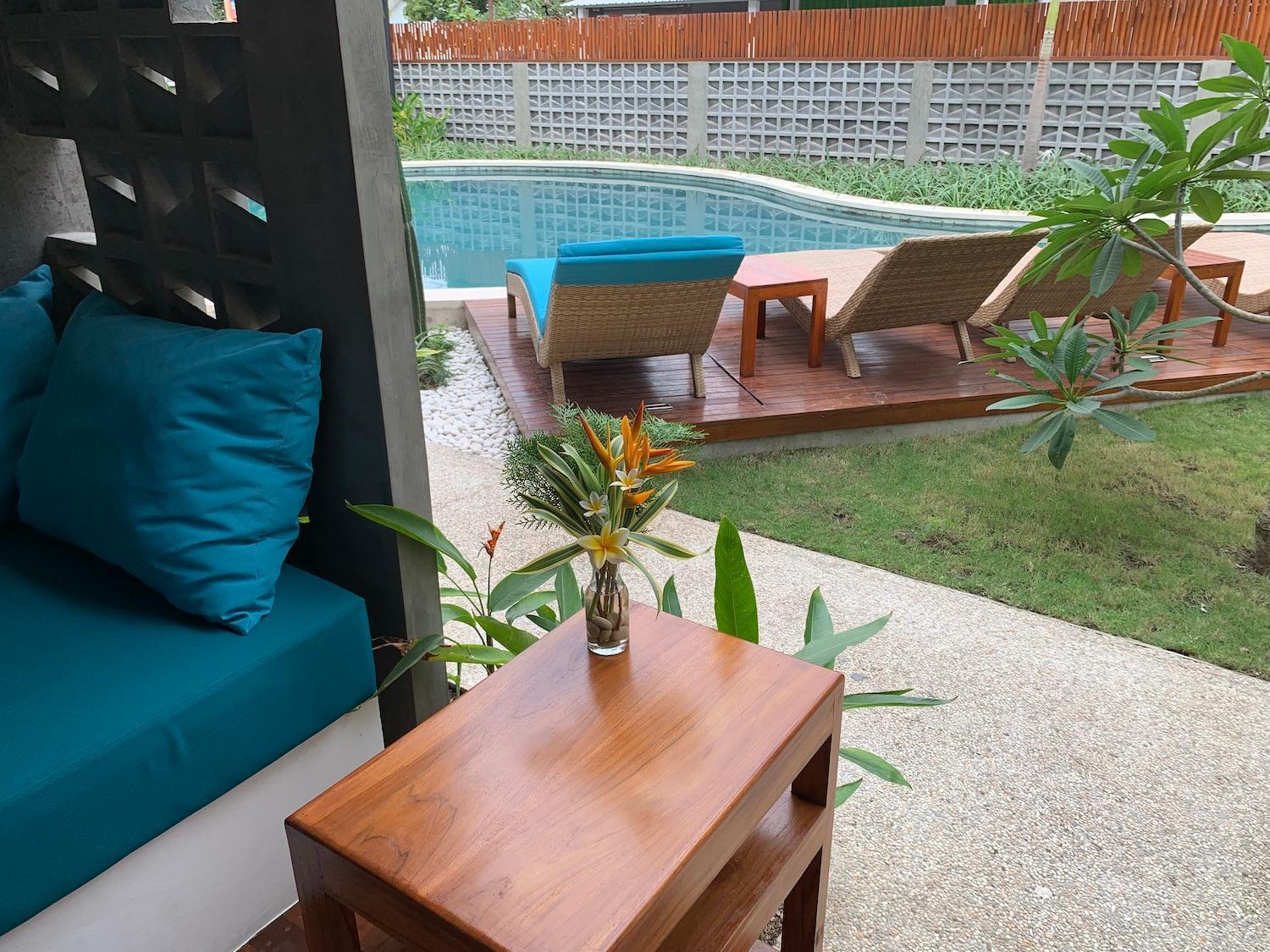 Bale Solah Lombok Holiday Resort Senggigi Exterior photo